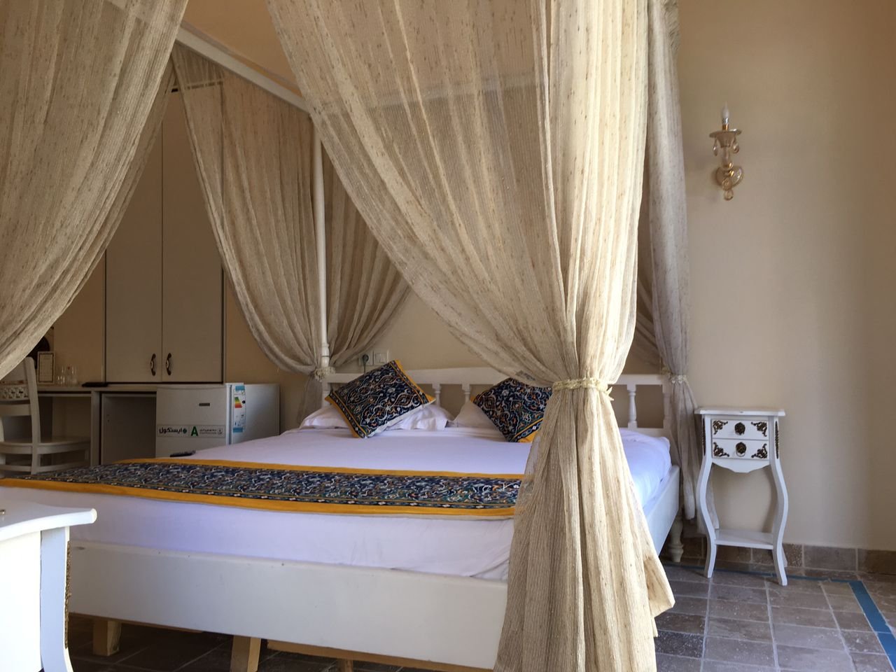 آریانا - واحد دبل حوضخانه ۱۰۷