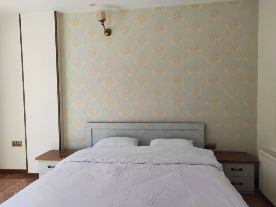 کیومرث - واحد دو تخته