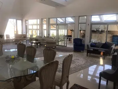 ویلا چهارخوابه استخردار آبگرم عمارت گلشن 1