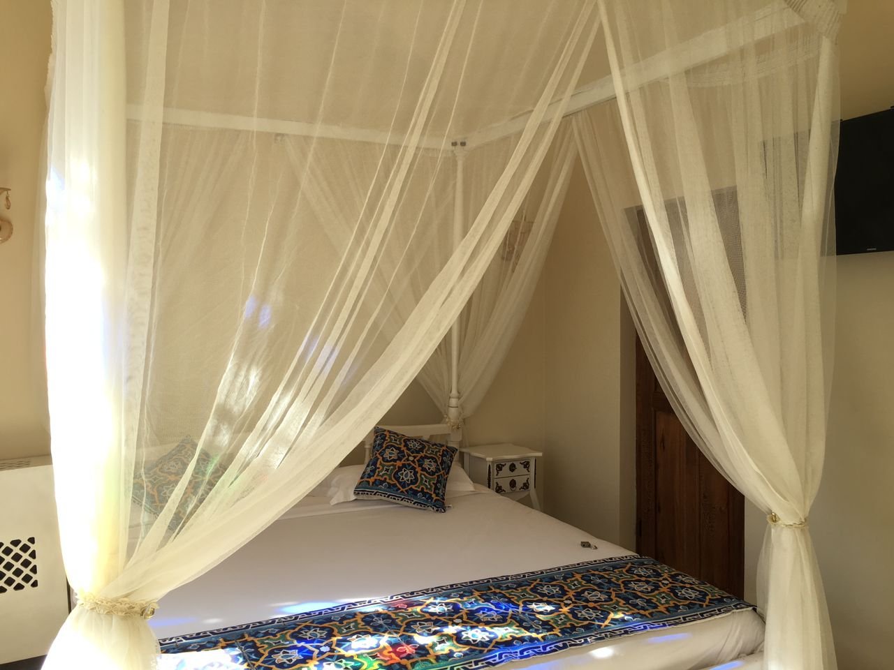 آریانا - واحد دبل حیاط اول ۱۱۰