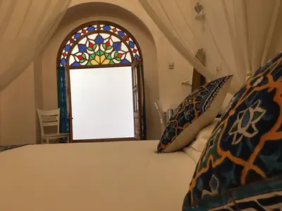 اقامتگاه سنتی آریانا - واحد دوتخته دبل حیاط اول ۱۰۸