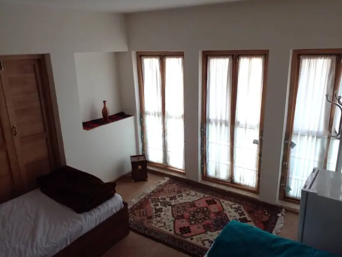 اقامتگاه سنتی اقامتگاه سنتی قائلی ۲۰۱ بالا