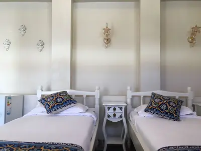 اقامتگاه سنتی آریانا - واحد دوتخته توئین حیاط دو ۲۰۴