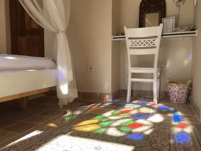 اقامتگاه سنتی آریانا - واحد دبل حیاط اول ۱۱۰