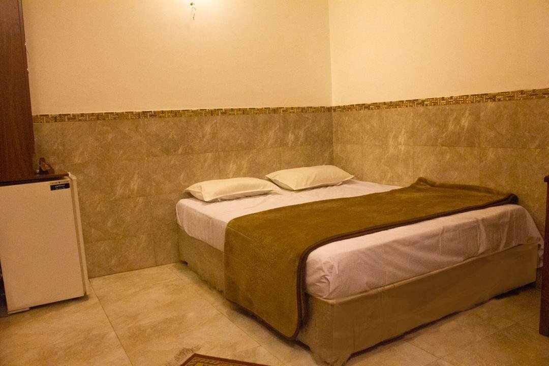 سوئیت هتل اقاقیای سفید دوتخته دبل ۲