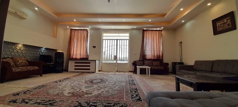 ویلا یک خوابه باغ استخردار بهارستان