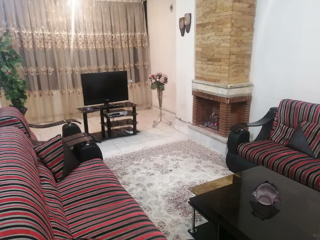 آپارتمان یک خوابه باغستان ۲
