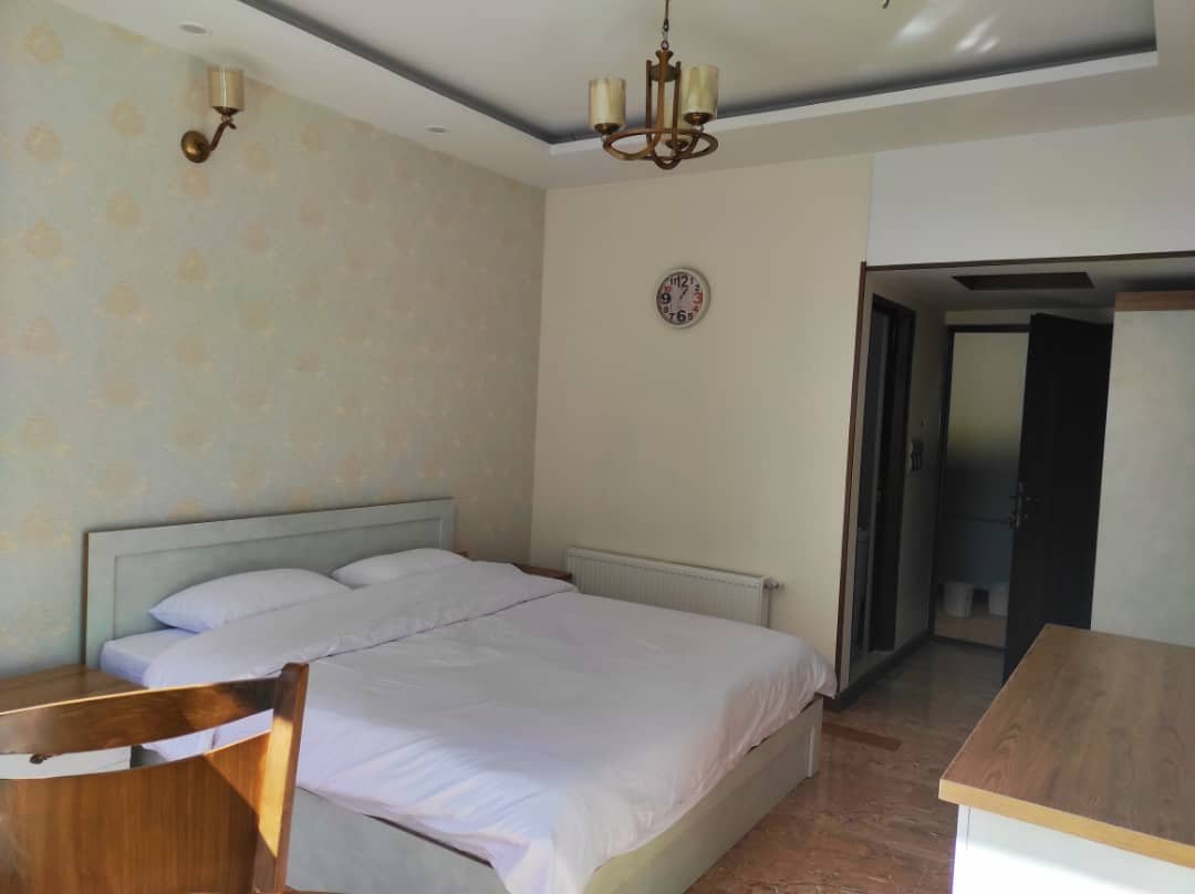 کیومرث - واحد دو تخته