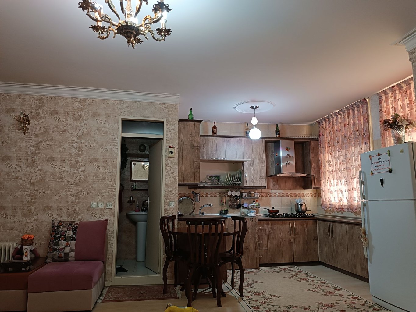 آپارتمان دوخوابه پرستو فردوس غرب