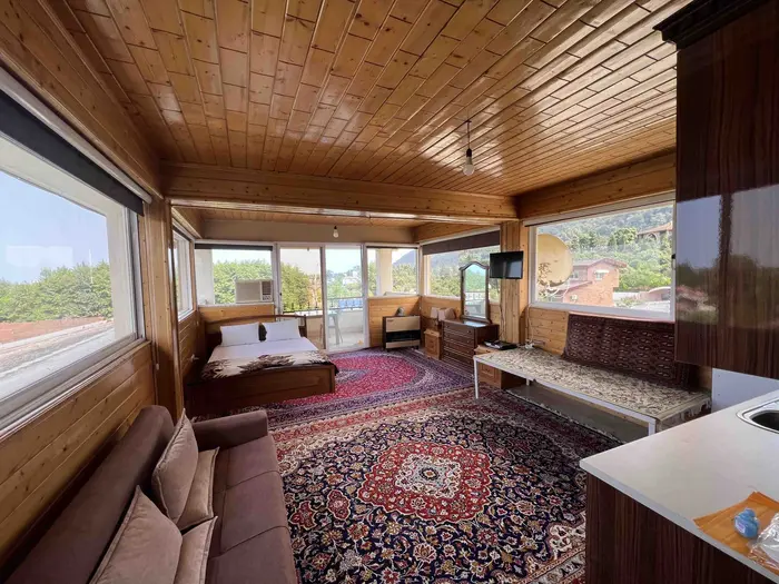 سوئیت فلت شاهنشین چوبی - شاهنشین