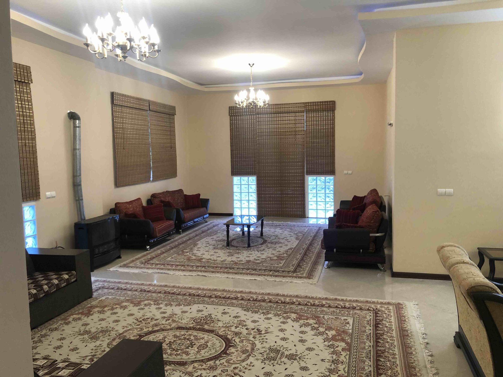 پنج خوابه استخردار آبگرم یالبندان