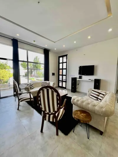 ویلا دوخوابه استخردار آبگرم‌ وانیلا