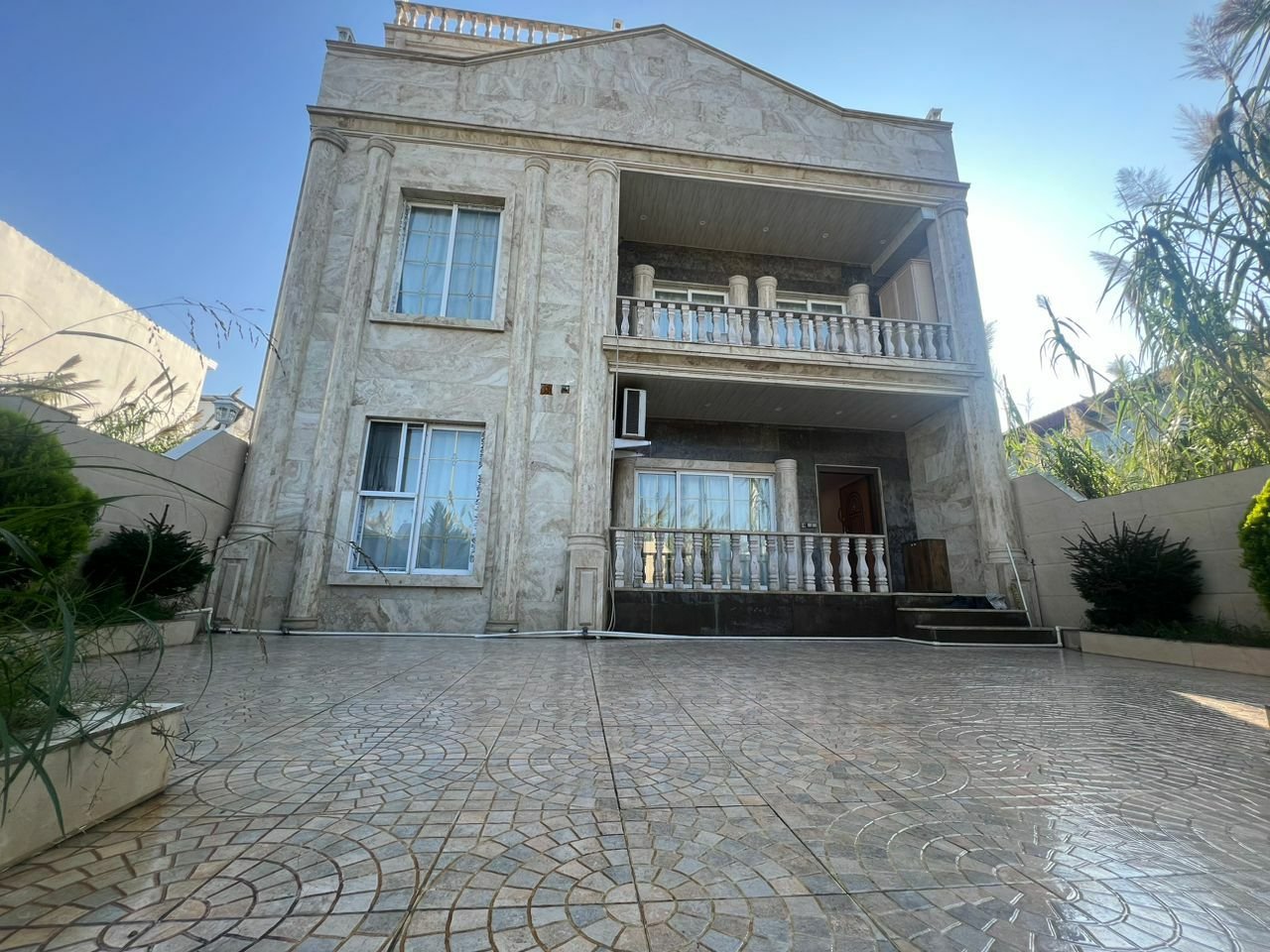 ویلا چهارخوابه استخردار بیستون