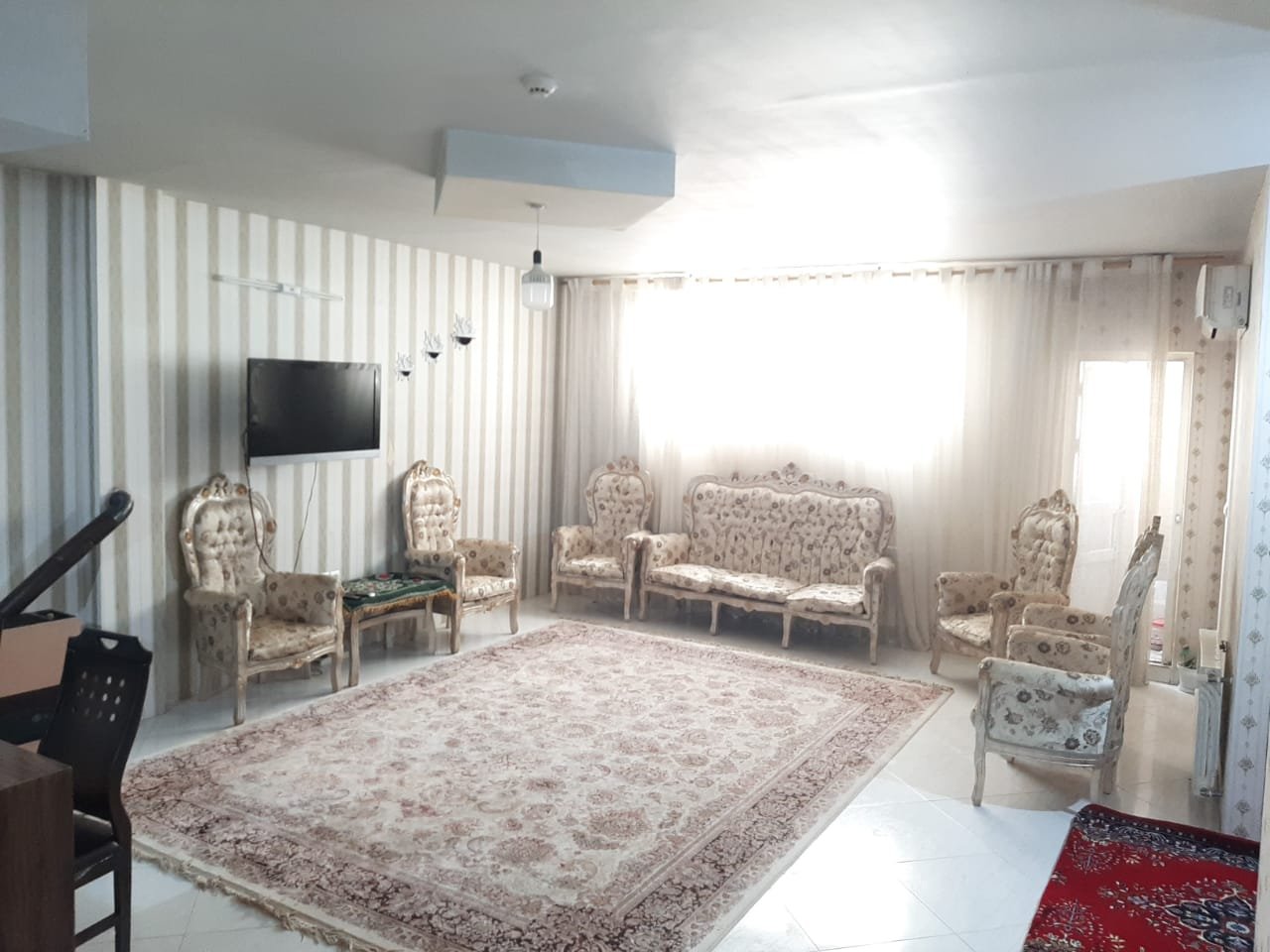 اجاره روزانه آپارتمان یک خوابه خیام مشهد