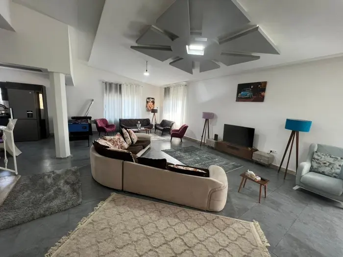 پنج خوابه تریبلکس عمارت