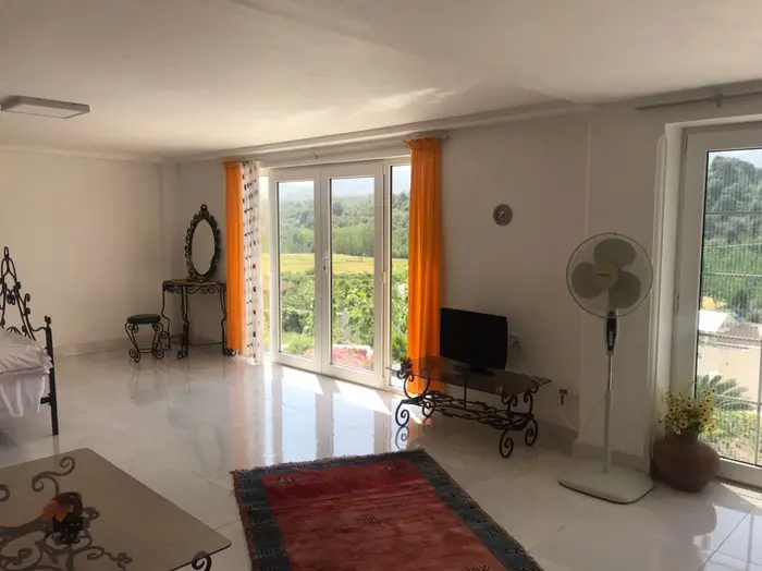 سوئیت فلت وایت