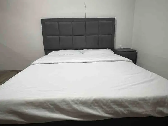 سوئیت فلت مروارید اشرفی اصفهانی - انتخاب عنوان تصویر