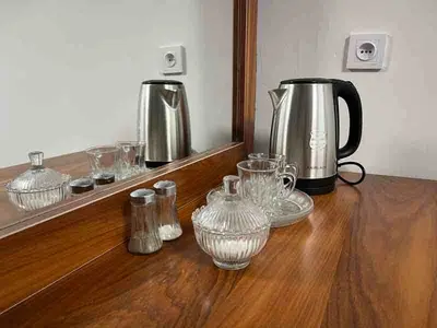 سوئیت فلت مروارید اشرفی اصفهانی