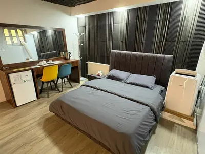 سوئیت فلت برکه پیامبر اشرفی اصفهانی