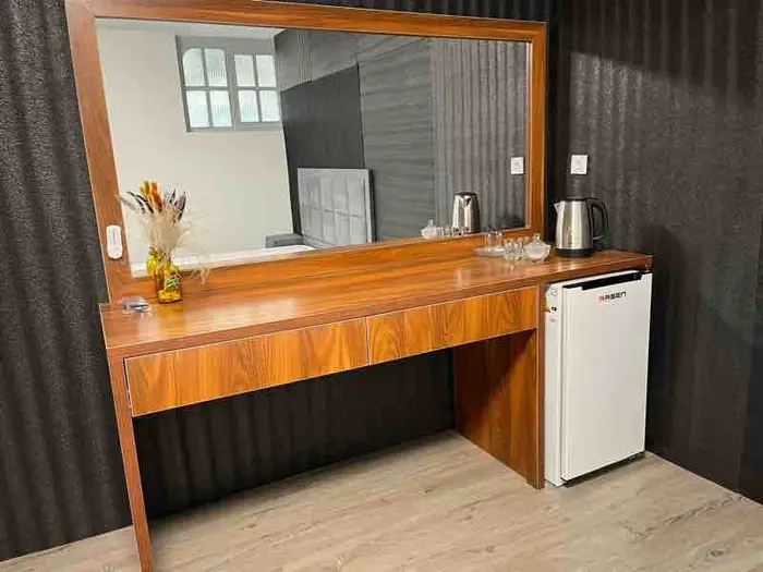 سوئیت فلت مرجان اشرفی اصفهانی - انتخاب عنوان تصویر