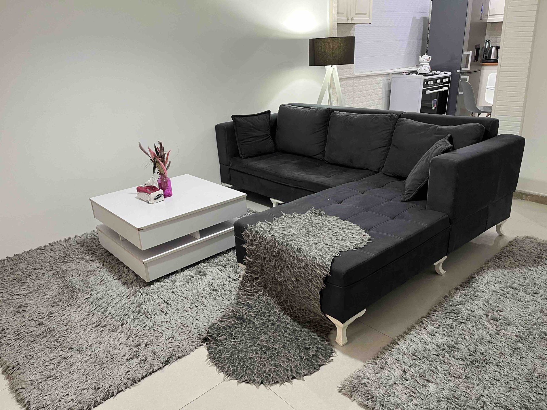 آپارتمان دوخوابه بوستان پونک