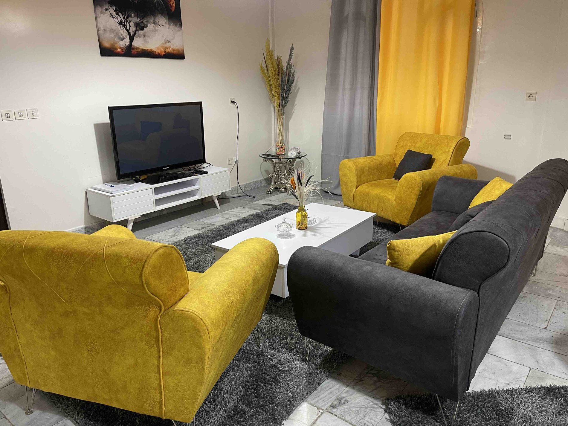 آپارتمان یک خوابه جاسمین 2 اشرفی اصفهانی