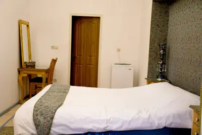 اقامتگاه سنتی بابا افضل - واحد ترمه