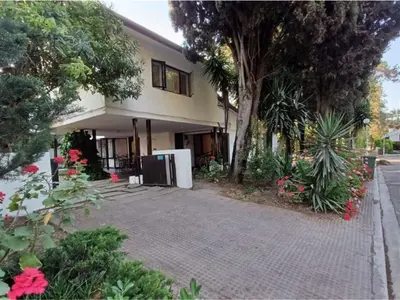 ویلا سه خوابه دریا کنار