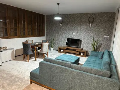 آپارتمان یک خوابه لاله شرقی جنت آباد 6