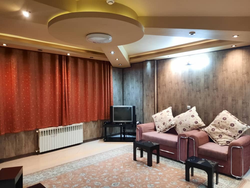 آپارتمان دوخوابه ارکان واحد 2 - سی و سه پل