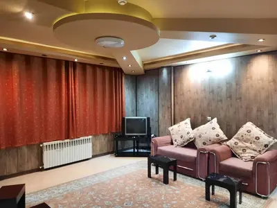 آپارتمان دوخوابه ارکان واحد 2 - سی و سه پل