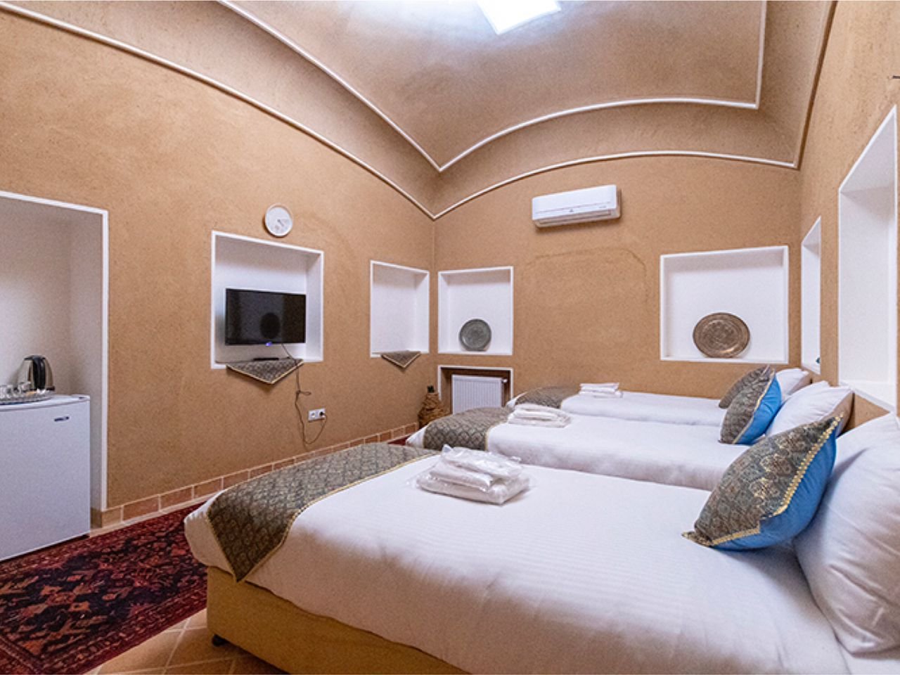 سرای قجر - واحد 105