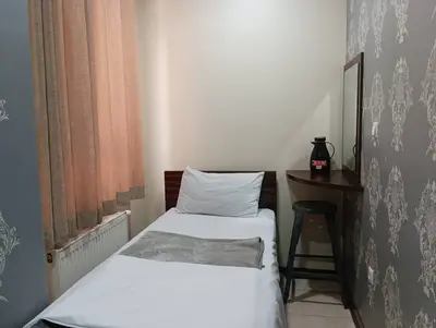 مسافرخانه نیکان مهر - واحد یک تخته 202