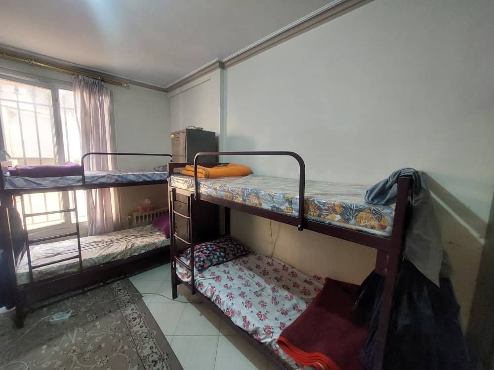 هاستل ویژه آقایان رودکی - واحد 7