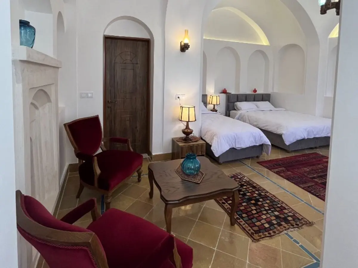 اقامتگاه سنتی افصح الدوله خانه قجری - واحد خورشید