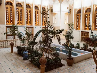 بومگردی عزیز خان - واحد نبات