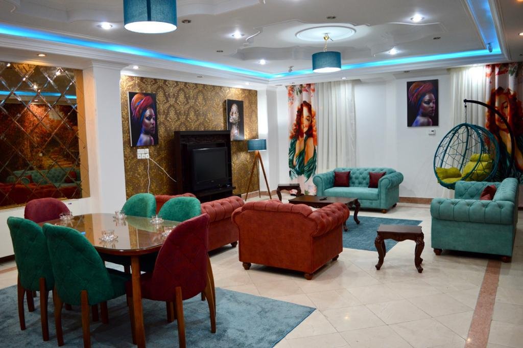 آپارتمان سه خوابه چیتگر