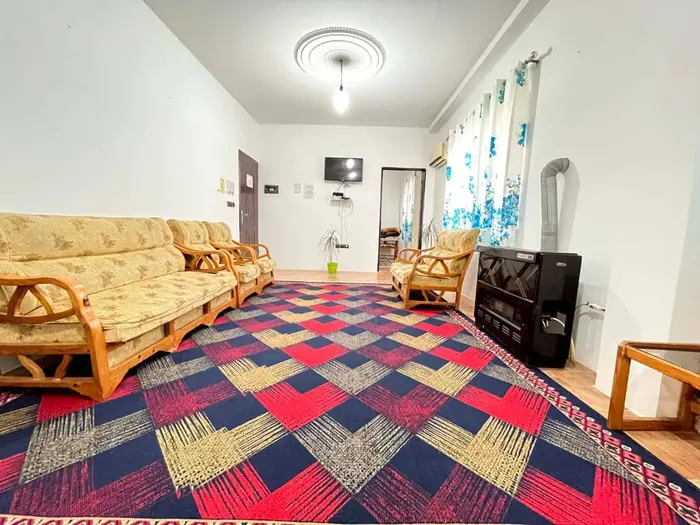 یک خوابه بهار ۱ - حال و پذیرایی