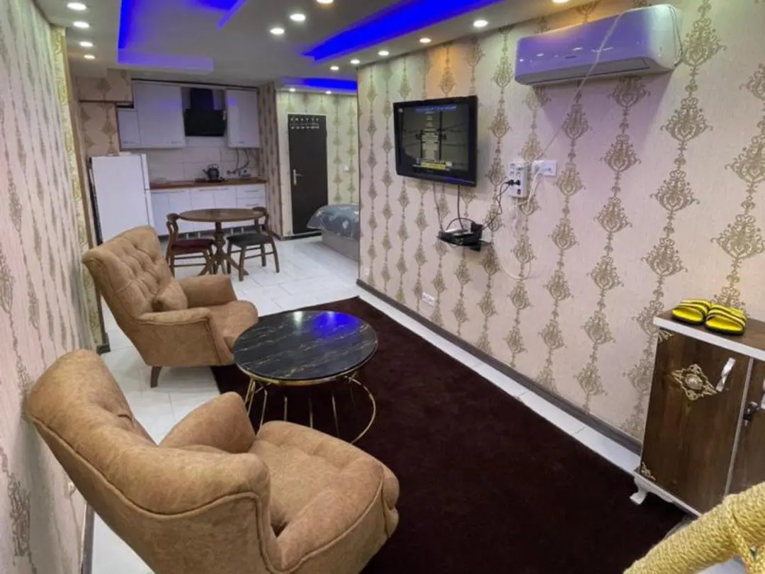 سوئیت فلت دوتخته آزادی