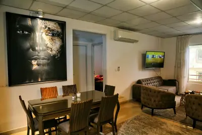 آپارتمان دوخوابه صدف 22