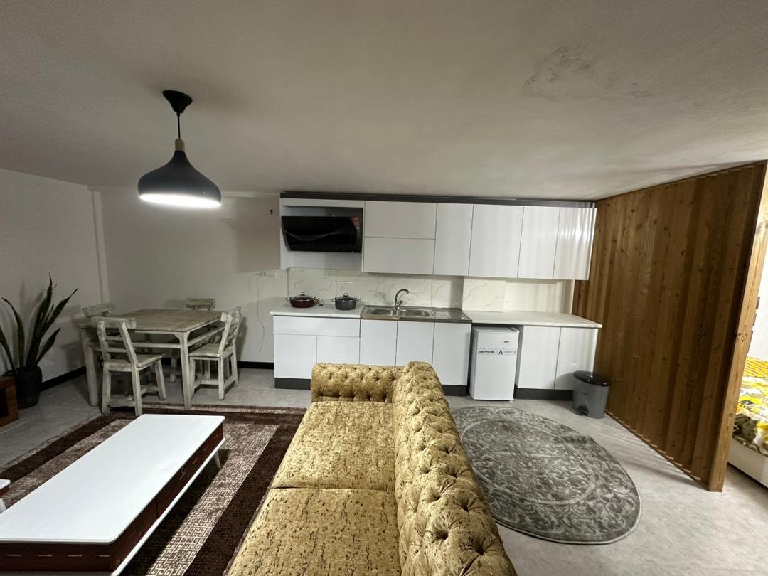 فلت جکوزی دار لاله شرقی جنت آباد 3