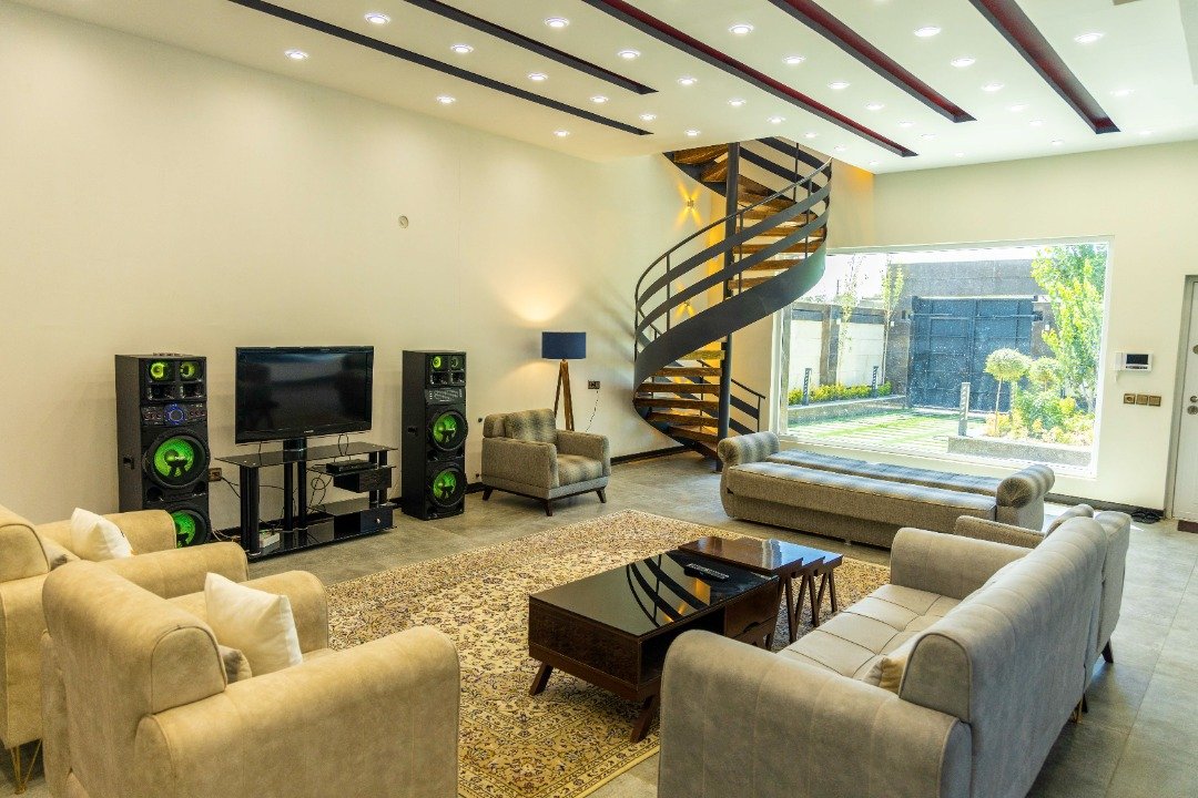 دوخوابه دوبلکس استخردار آبگرم لاوین لند