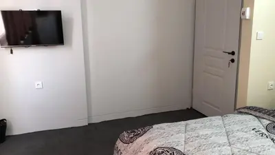 سوئیت فلت روانمهر انقلاب 5