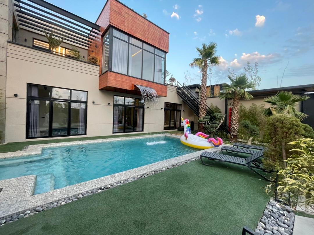 شش خوابه استخردار آبگرم کوی یاس