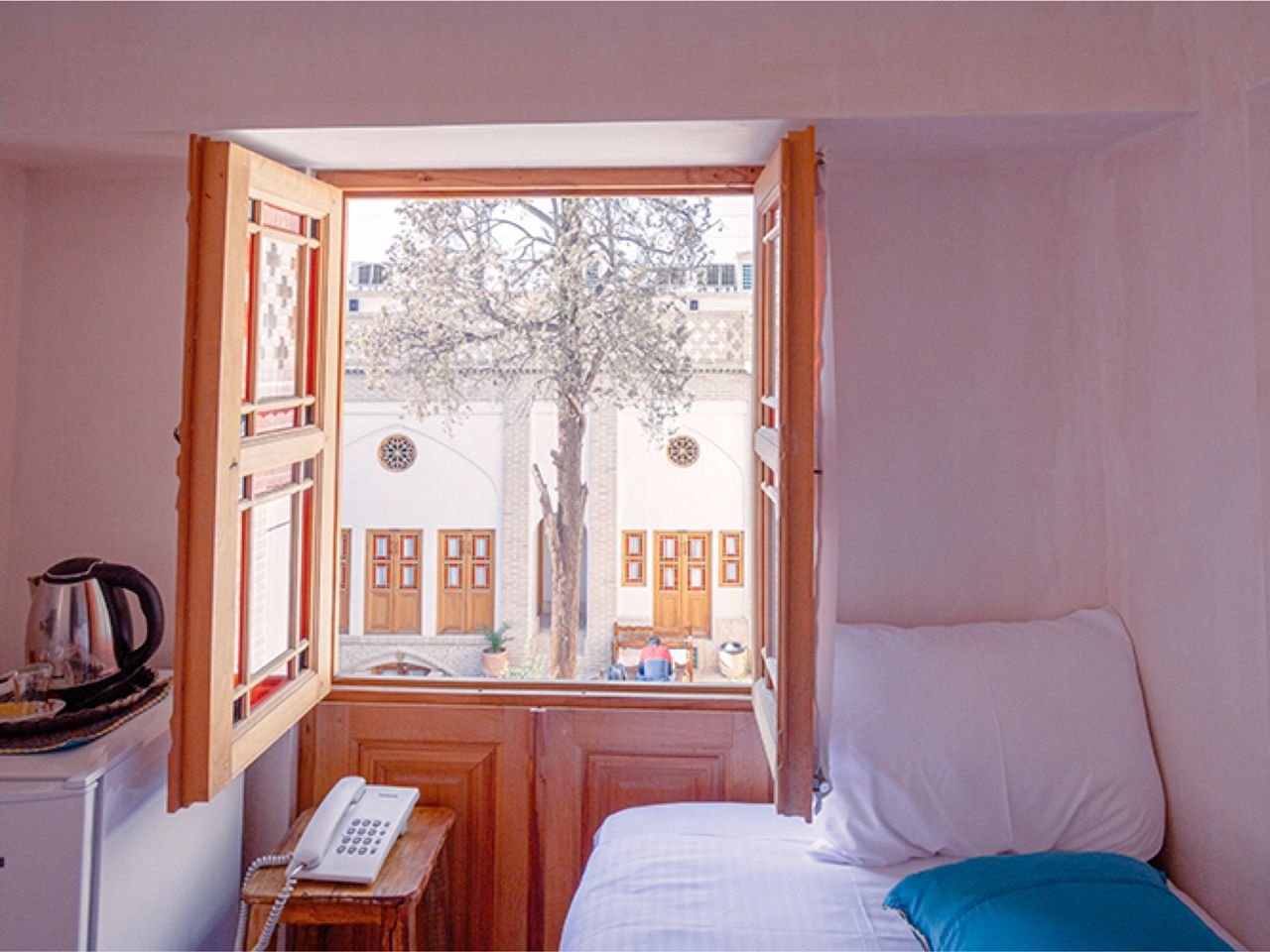 اقامتگاه سنتی سرای قجر - واحد 115