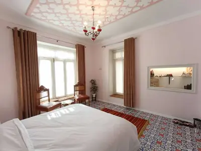 اقامتگاه سنتی اصالت - واحد ماه نشین