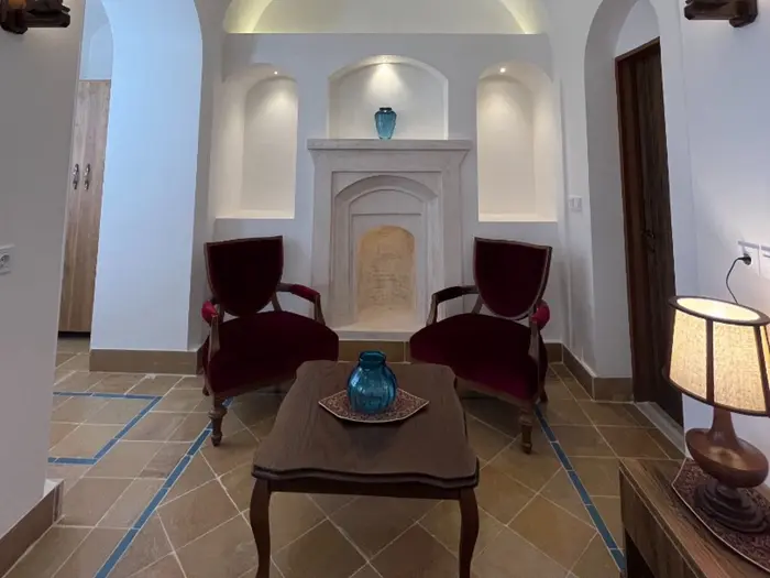 اقامتگاه سنتی افصح الدوله خانه قجری - واحد خورشید