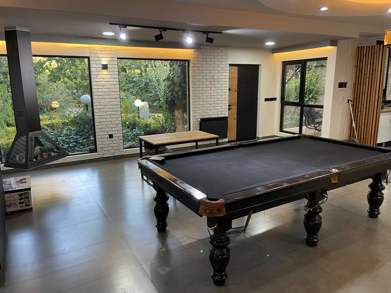 ویلا سه خوابه استخردار آبگرم فردوسیه