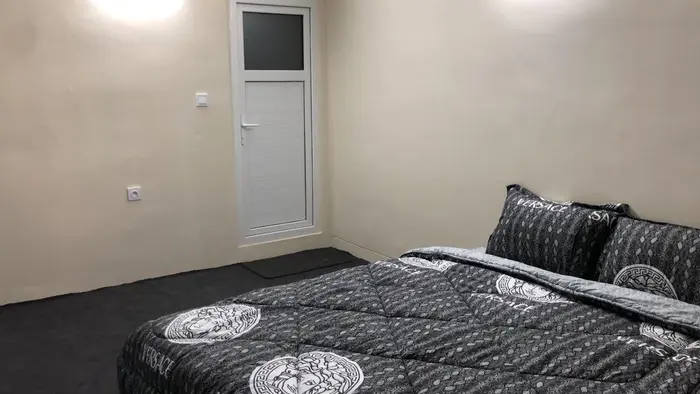 سوئیت فلت روانمهر 8 انقلاب