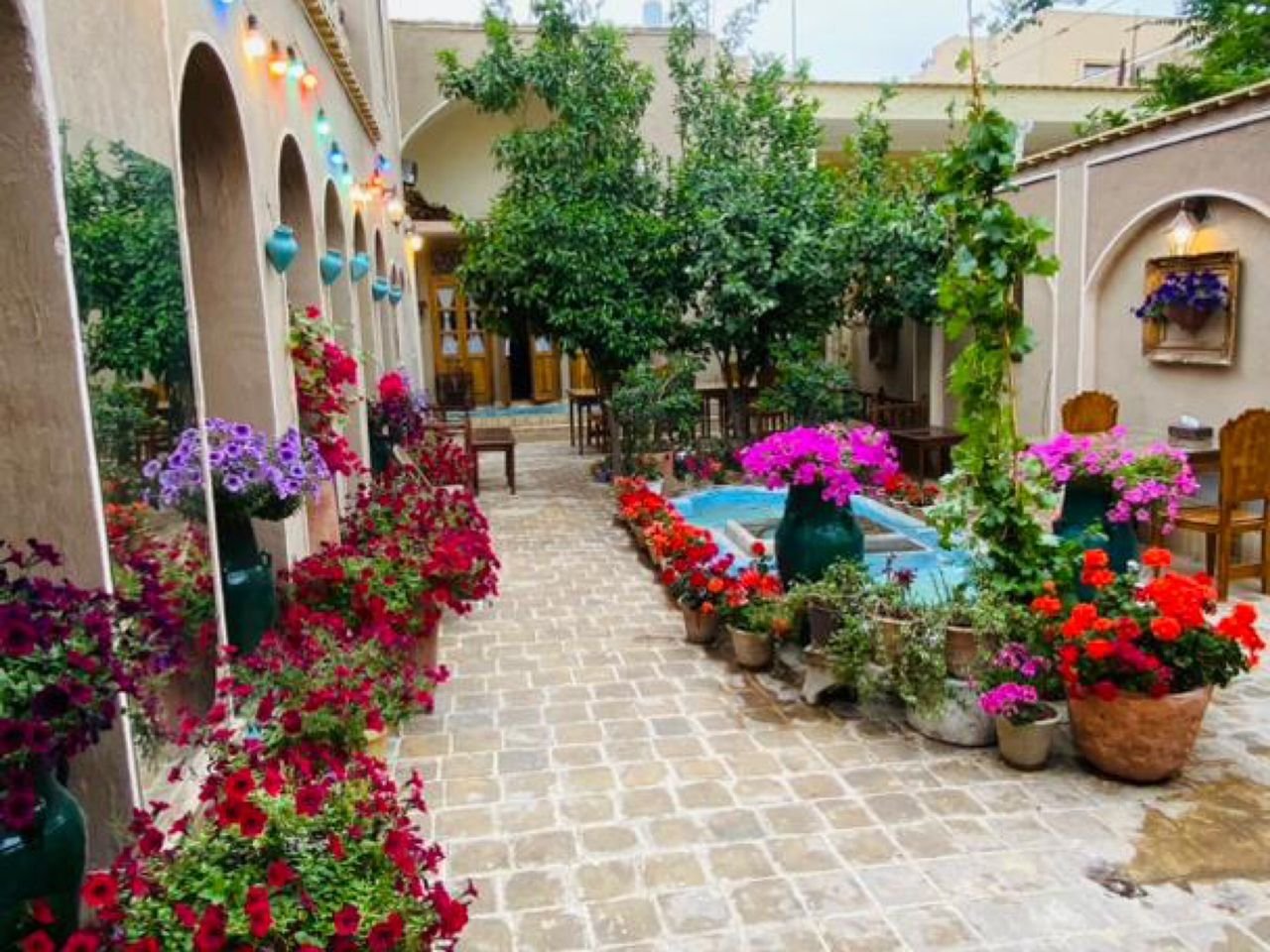 صالحی - واحد دوتخته بالا